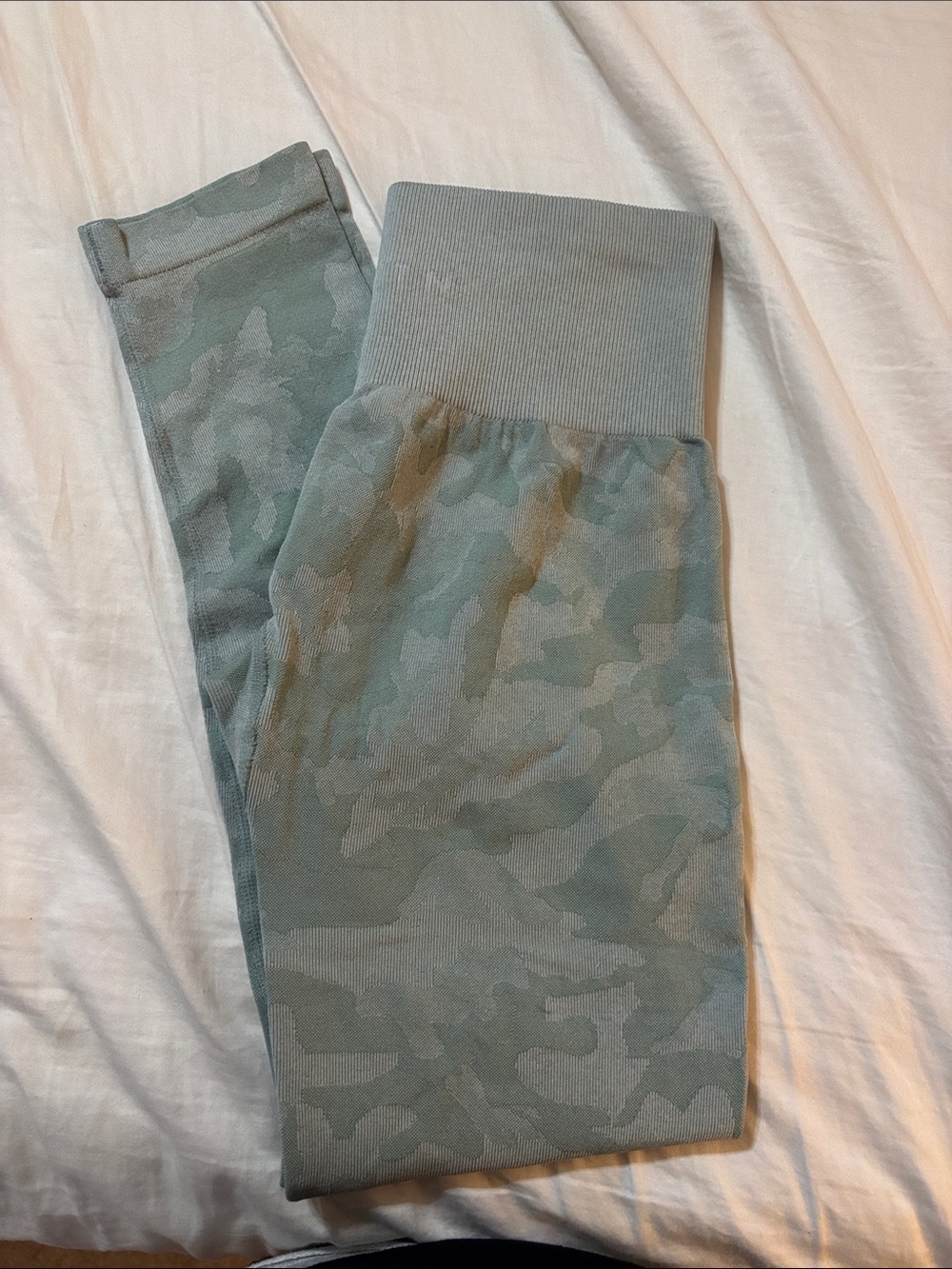 NVGTN Sage Green Camo High-Waist Leggings